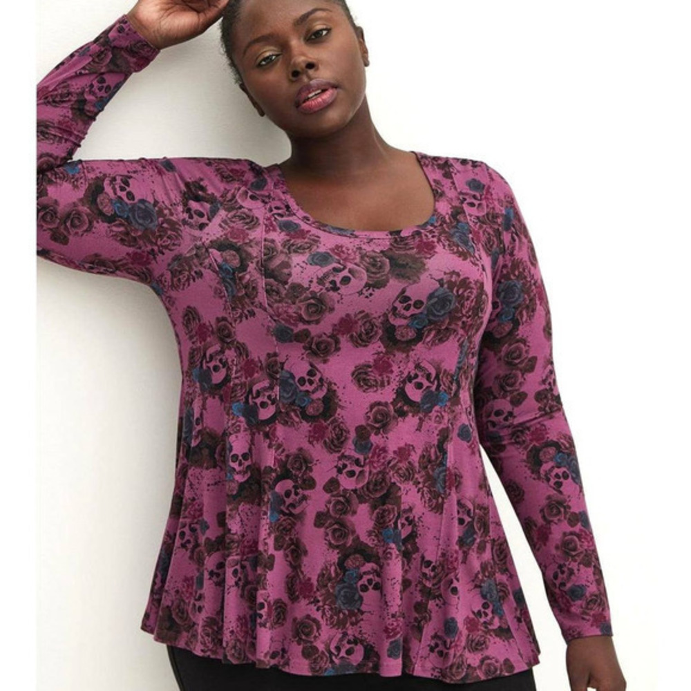 Torrid 2 (2X 18/20) Super Soft Skull & Roses Fit & Flare Long Sleeve Top Punk